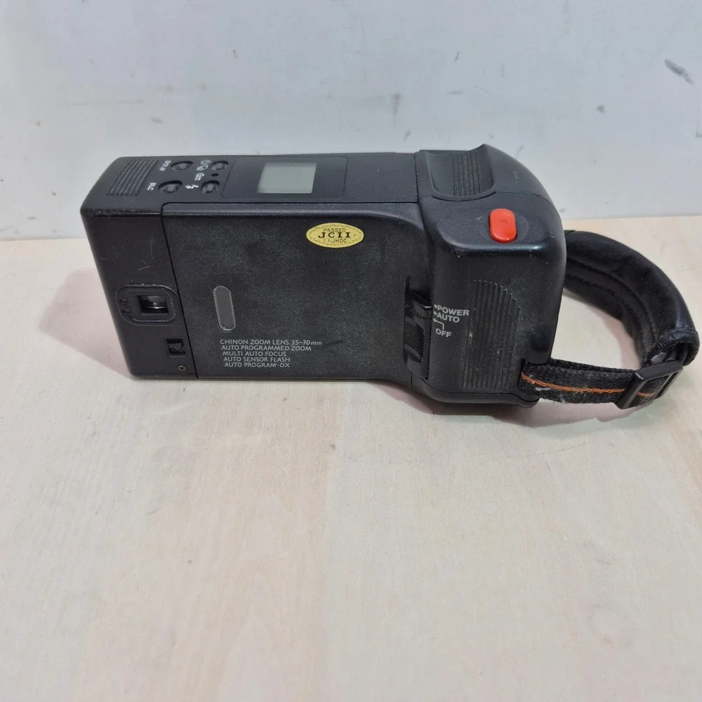 Chinon Handyzoom 5001 35mm Film Camera 35-70mm Zoom Lens Black Vintage